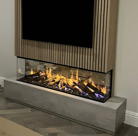 british-fires-1600-customer-own-mediawall.jpg